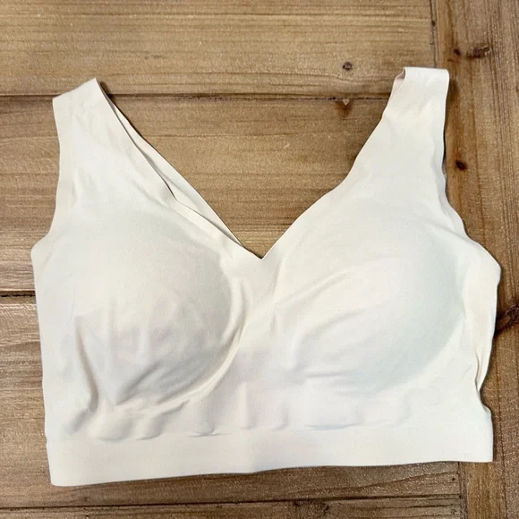 ⭐️ BUNDLE SOMA Enbliss Bralettes ⭐️
All Size XL- 11 bras ! - Picture 8 of 16